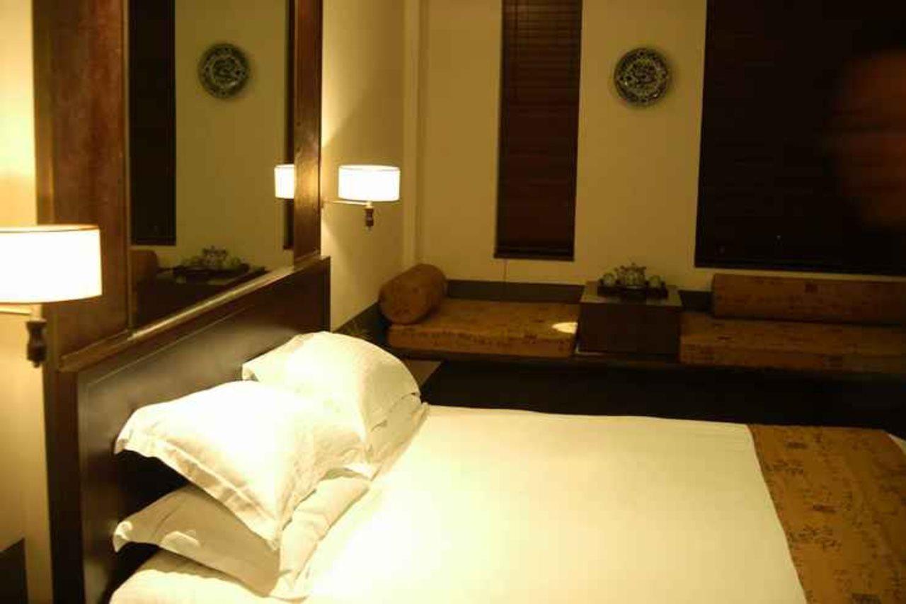 Baolong Homelike Hotel - Henglong Hotel Jingan Exterior foto