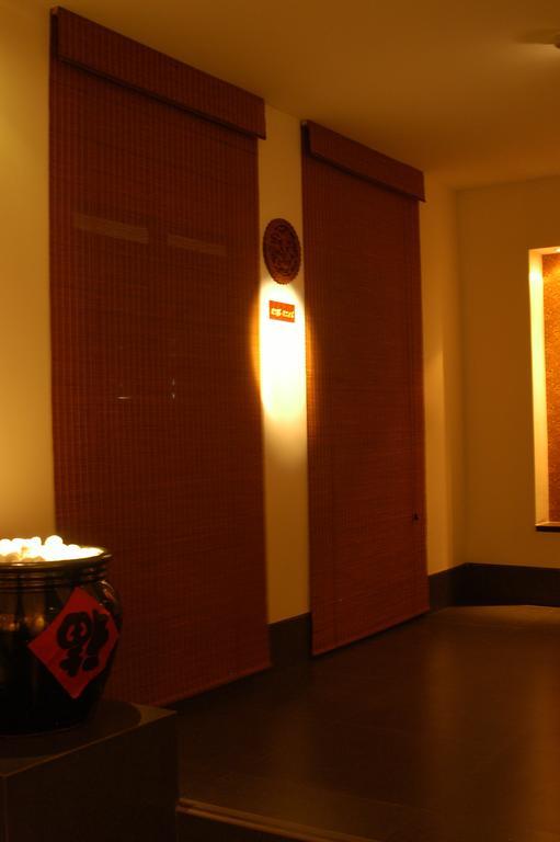Baolong Homelike Hotel - Henglong Hotel Jingan Exterior foto